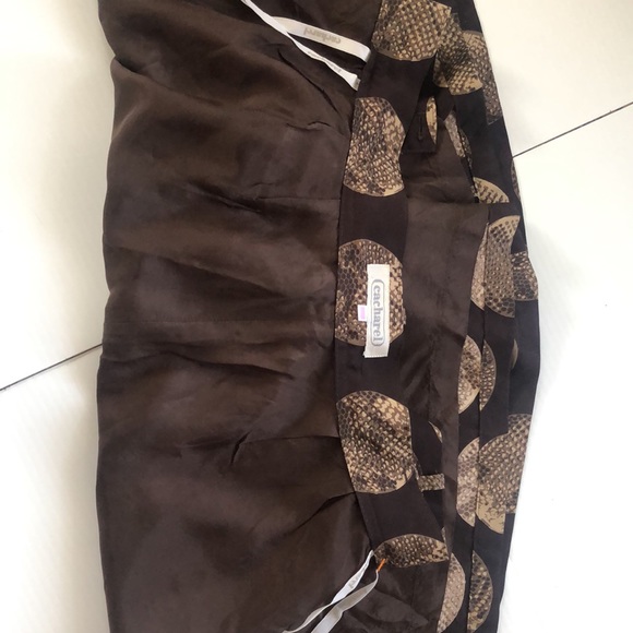 Cacheral Shorts - Picture 6 of 8